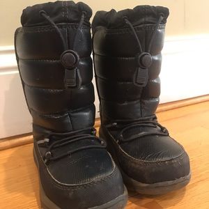 Lands End toddler snow boots